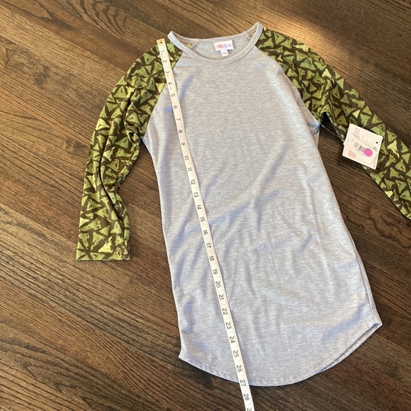 Lularoe Randy T Shirt 3/4 Sleeve Extra Extra Small XXS New NWT Gray Green - Picture 3 of 8